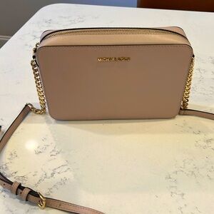 Michael Kors Crossbody Bag